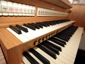 Organ keyboard